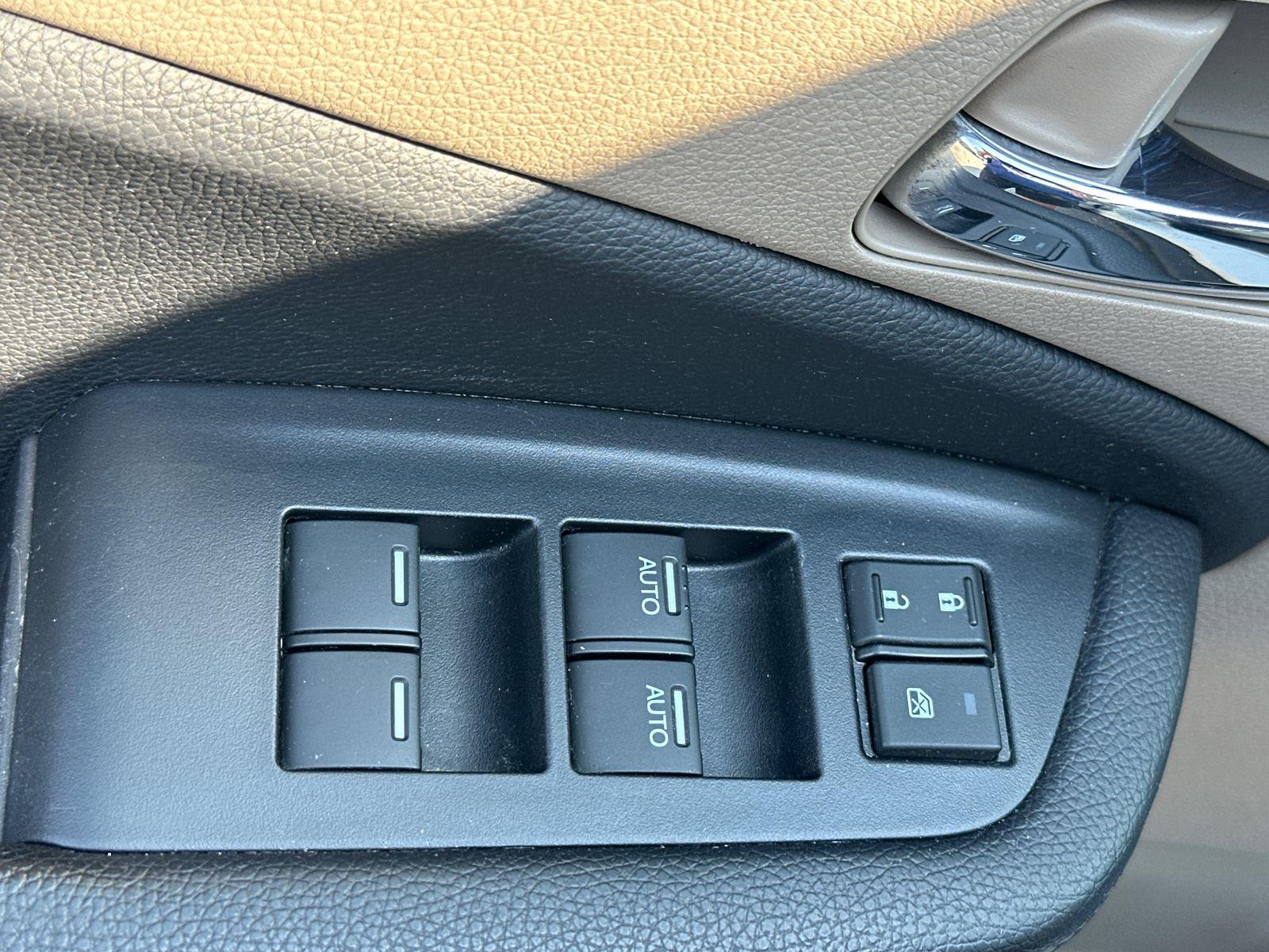 2021 Honda Pilot Touring photo 10