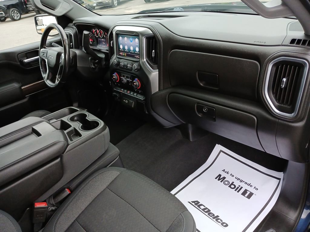 2020 Chevrolet Silverado 1500 RST photo 29