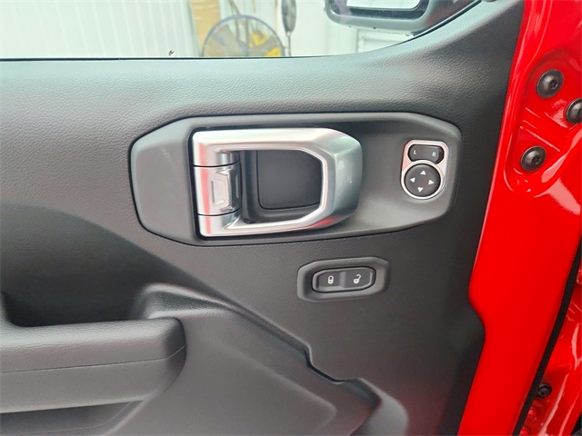 2025 Jeep Wrangler Sport S photo 27