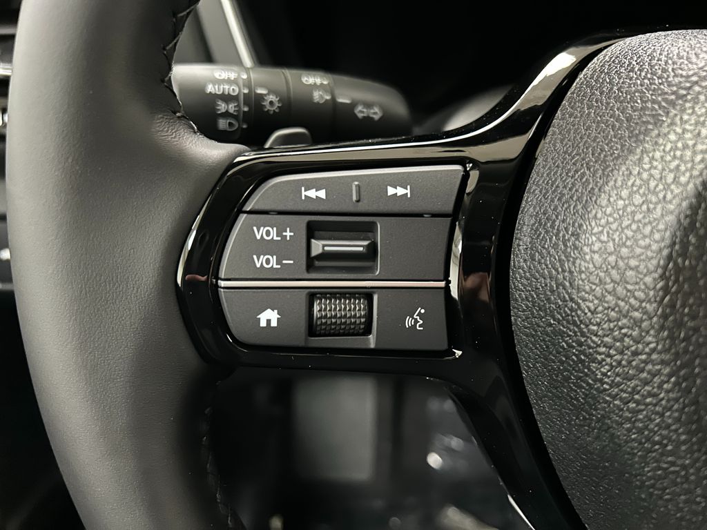 2025 Honda Pilot Touring photo 12