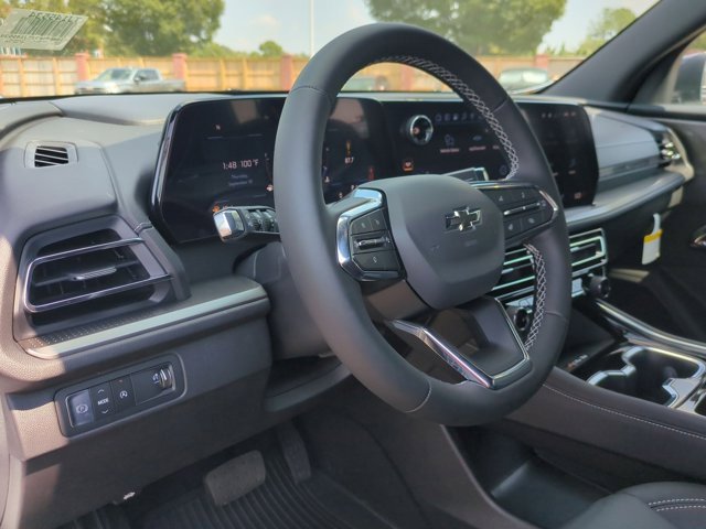 2026 Chevrolet Traverse photo 8