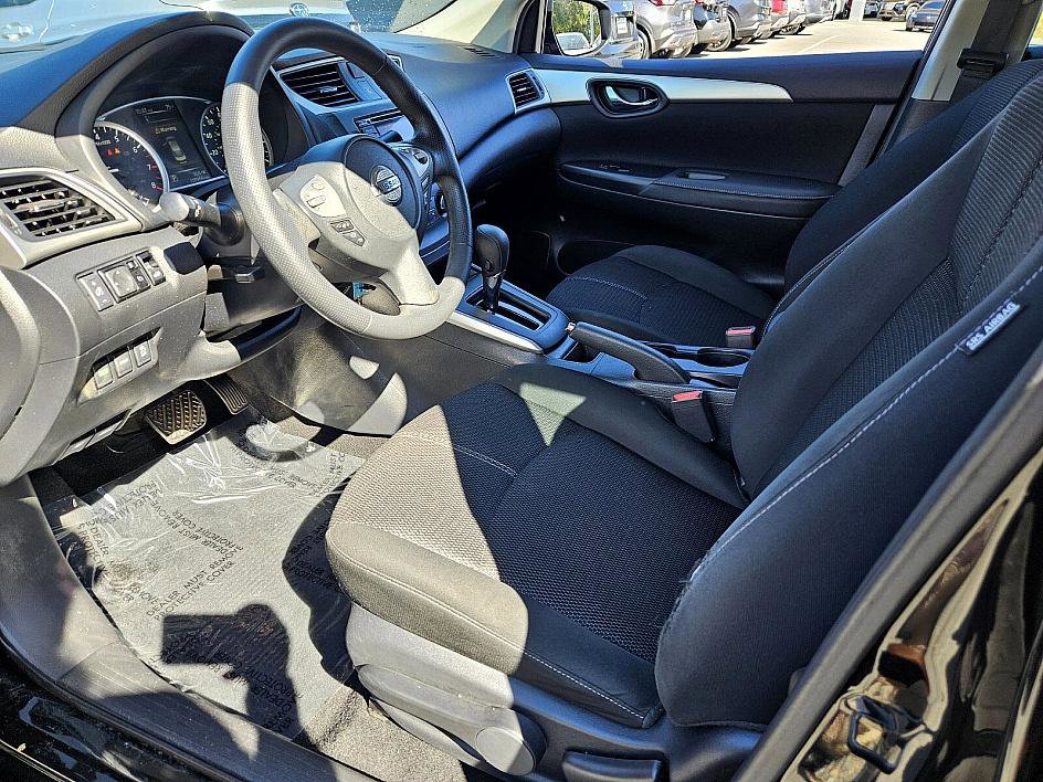2018 Nissan Sentra S photo 6