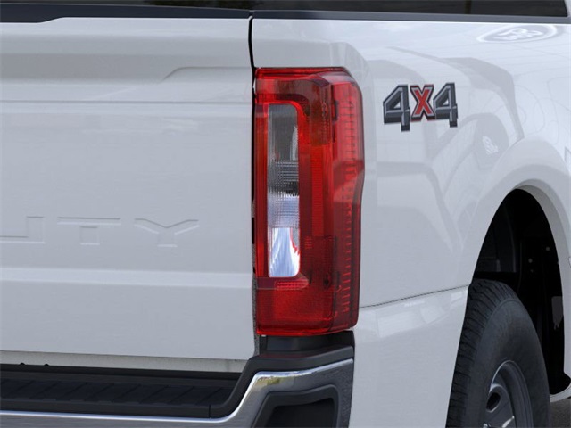 2025 Ford F-250 photo 21