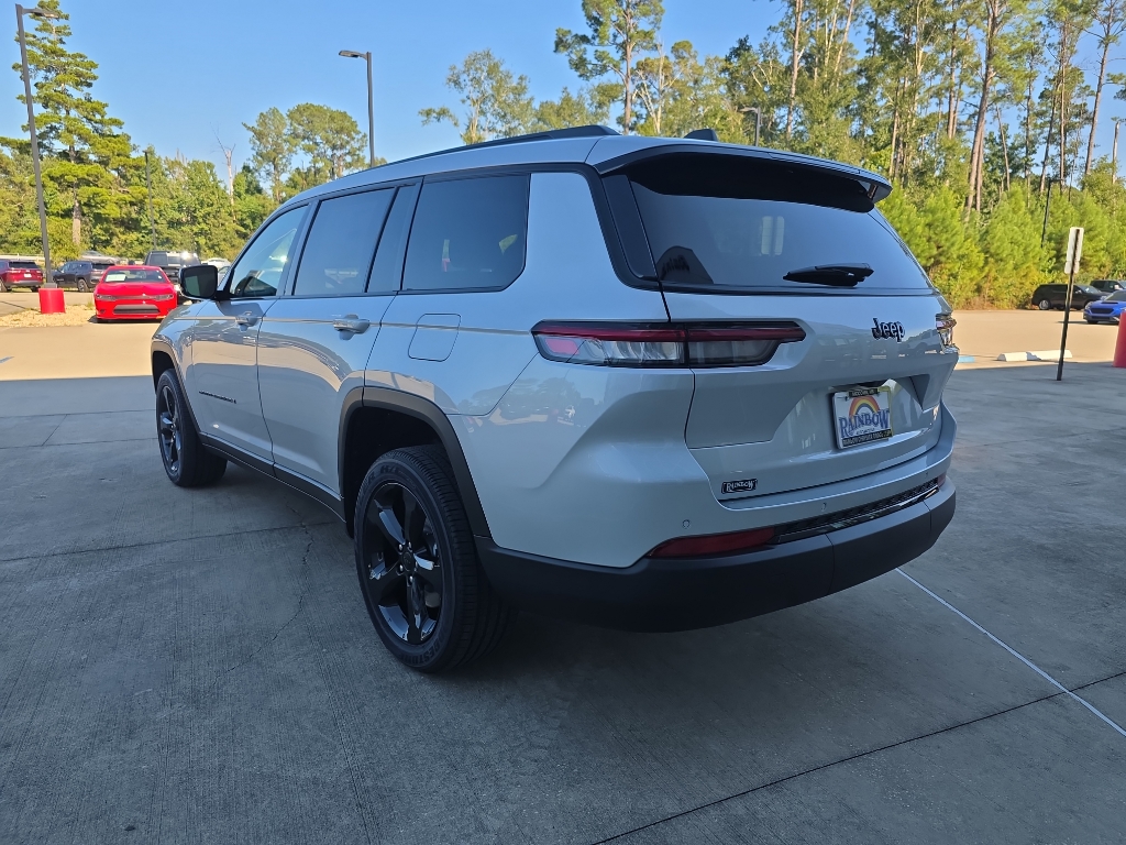 2025 Jeep Grand Cherokee Altitude X photo 4
