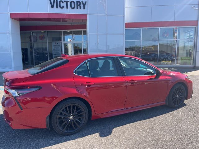 2021 Toyota Camry XSE photo 4