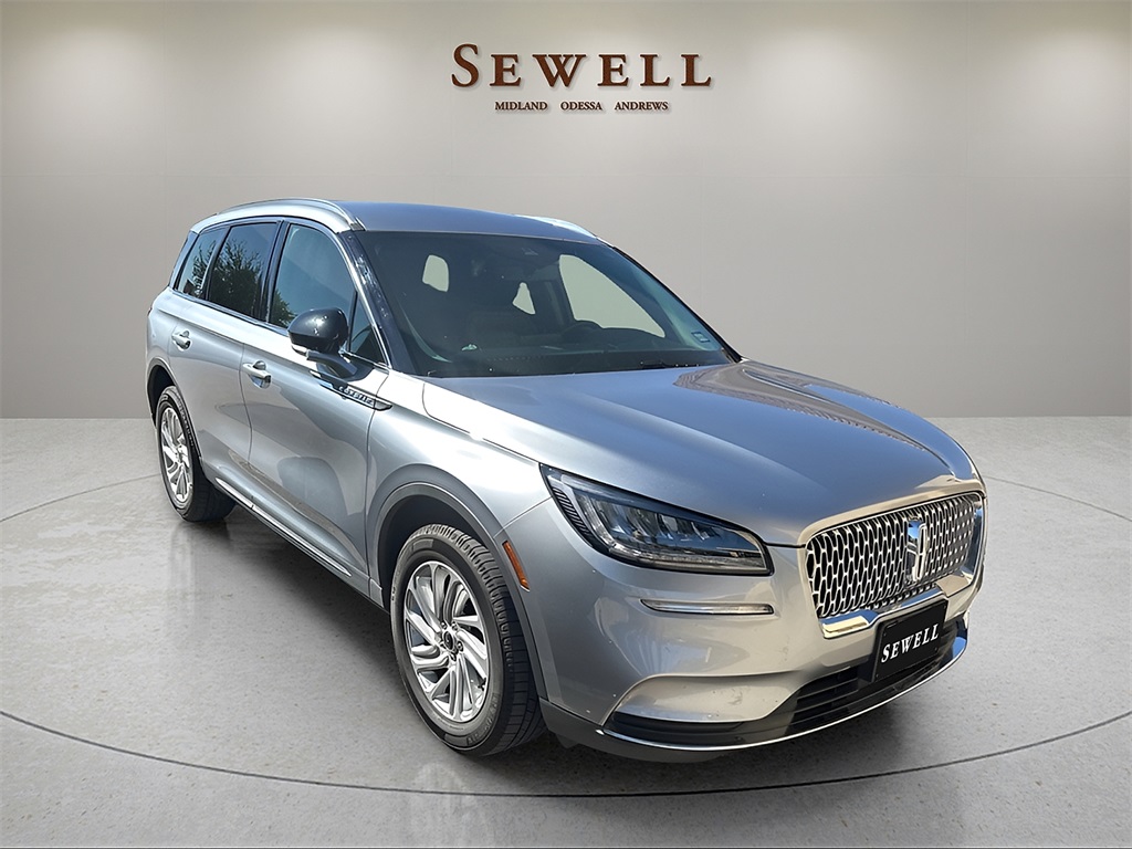 2022 Lincoln Corsair Standard photo 4
