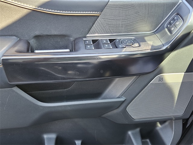 2021 Ford F-150 Platinum photo 33