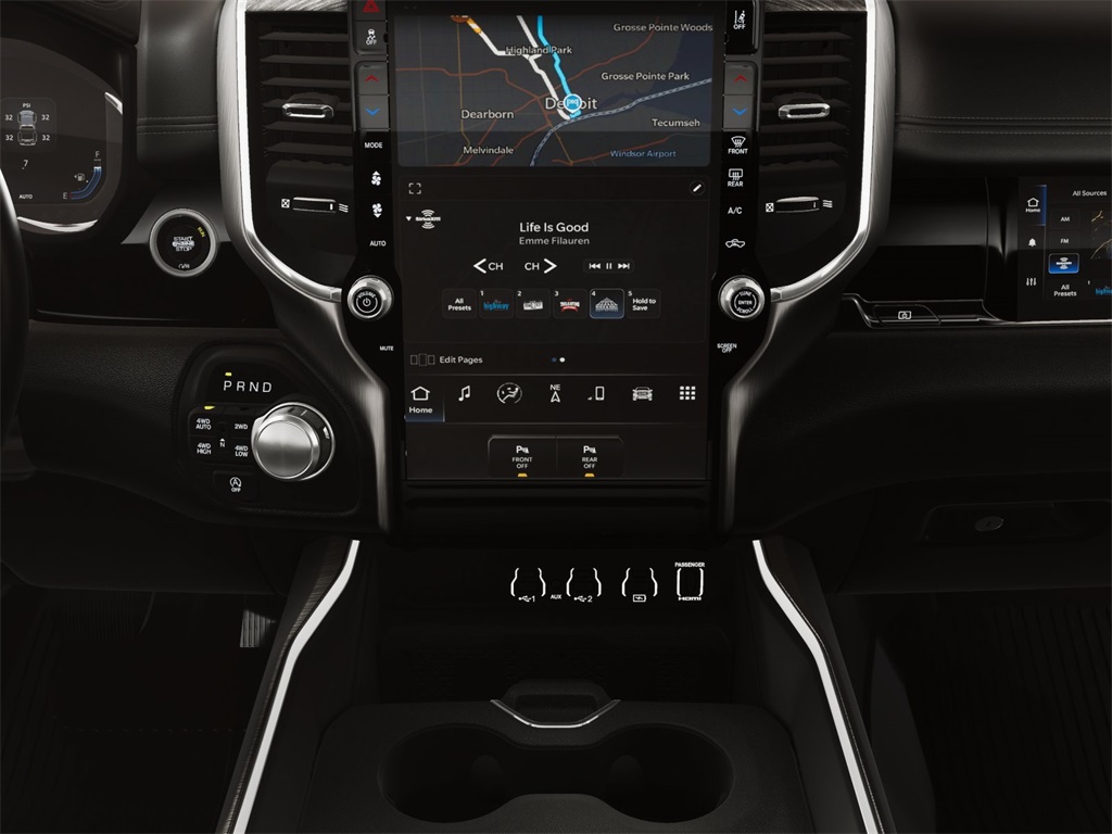 2026 Ram 1500 Laramie photo 19