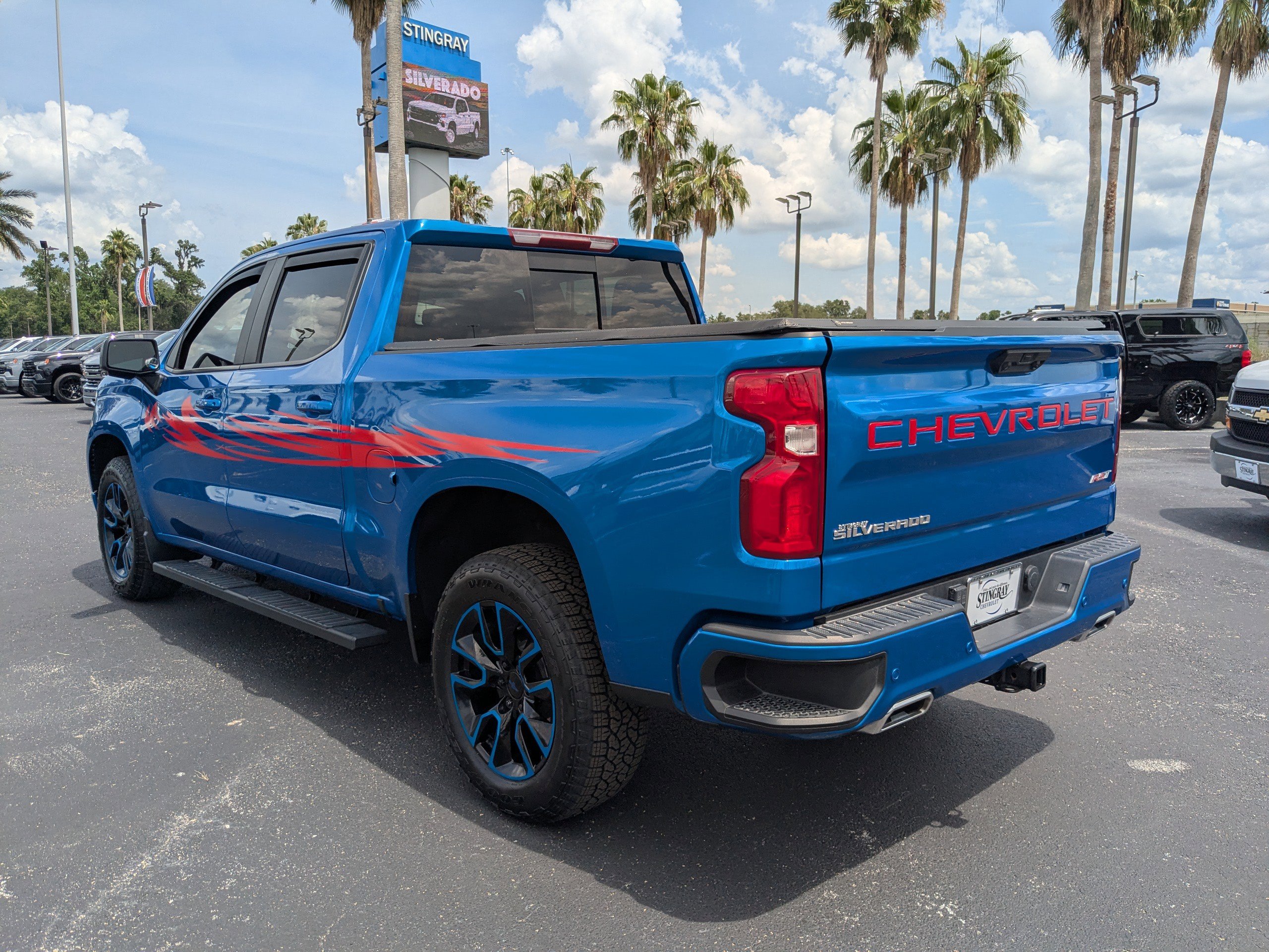 2024 Chevrolet Silverado 1500 RST photo 6
