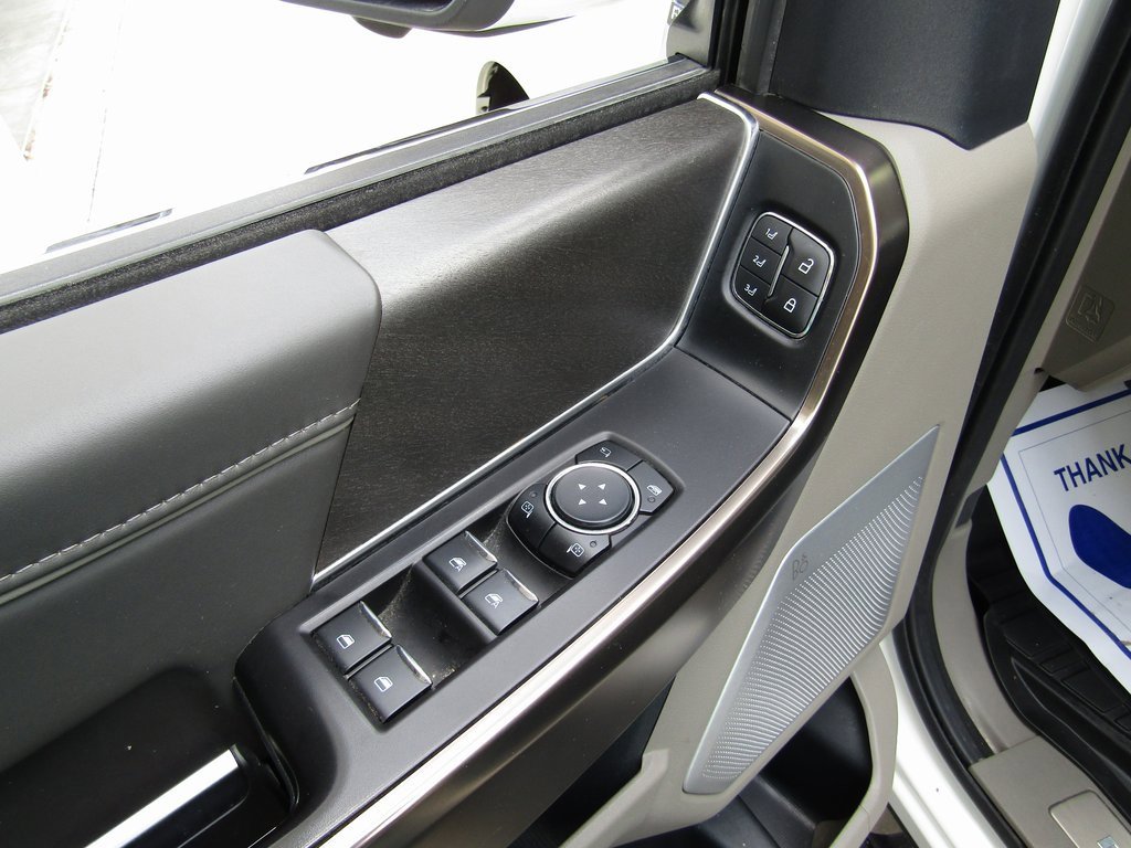 2024 Ford F-150 Platinum photo 24