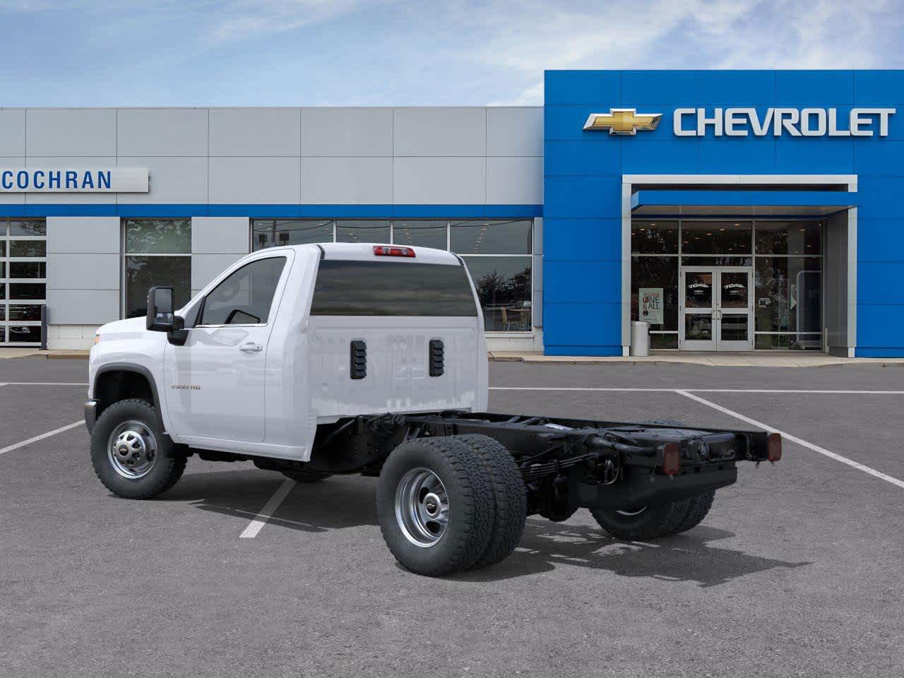 2025 Chevrolet Silverado 3500HD Work Truck photo 2