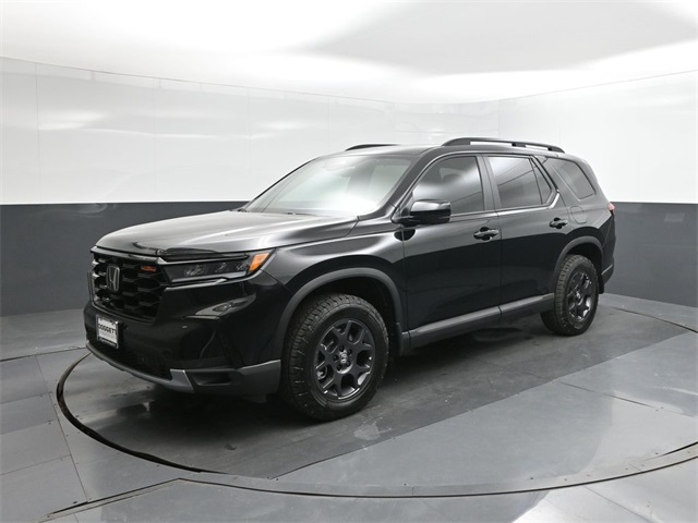 2025 Honda Pilot TrailSport's photo