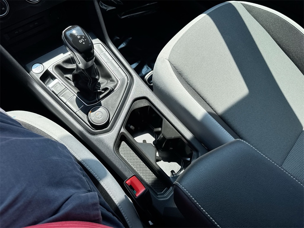 2022 Volkswagen Taos S photo 20