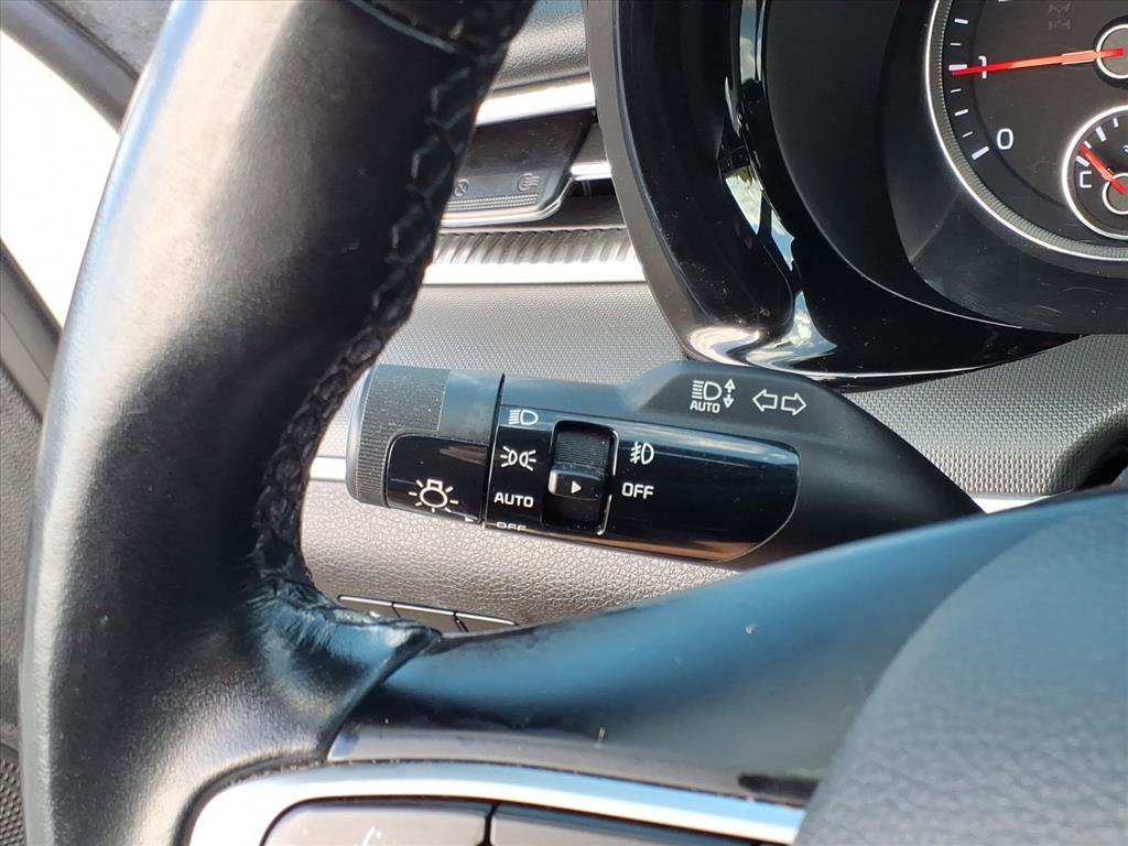 2022 Kia K5 GT-Line photo 18