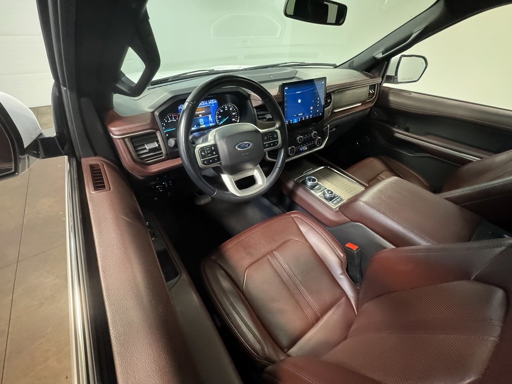 2024 Ford Expedition MAX Limited photo 2