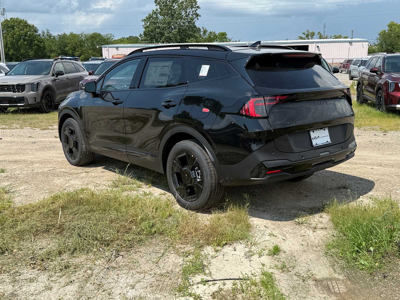 2026 Kia Sportage X-Line photo 3