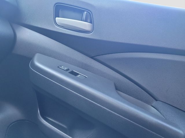 2014 Honda CR-V LX photo 15