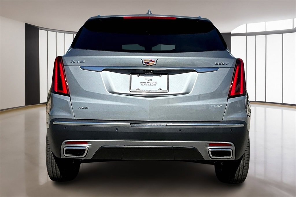 2025 Cadillac XT5 Premium Luxury photo 2