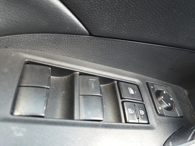 2019 Toyota RAV4 Hybrid XLE photo 20