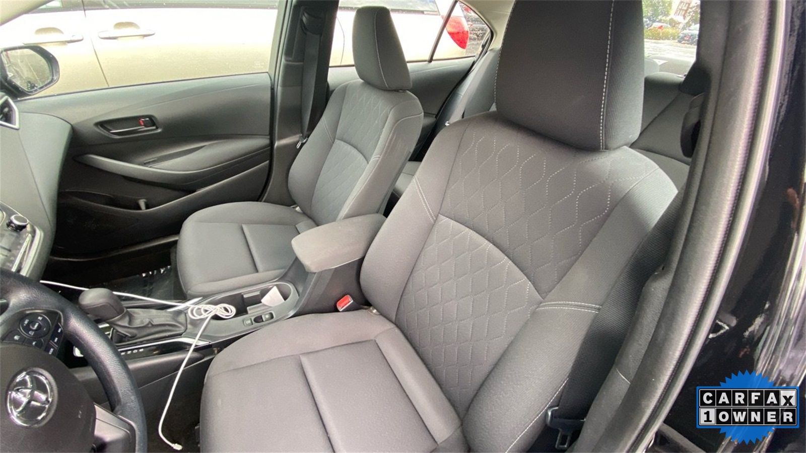 2023 Toyota Corolla LE photo 4