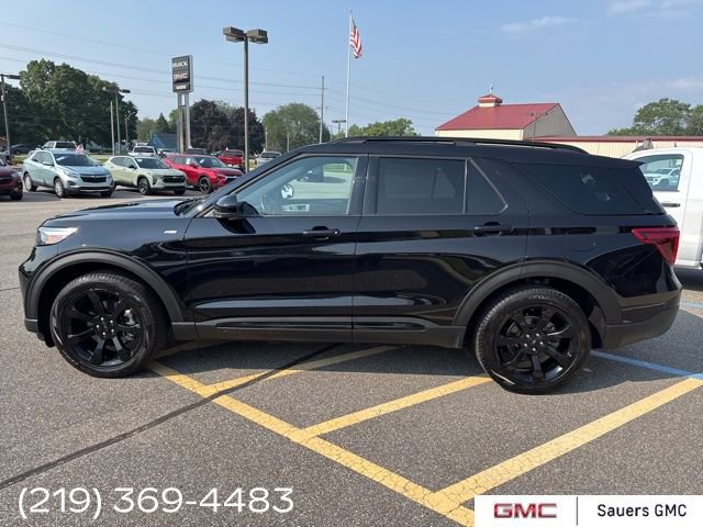 2023 Ford Explorer ST-Line photo 4