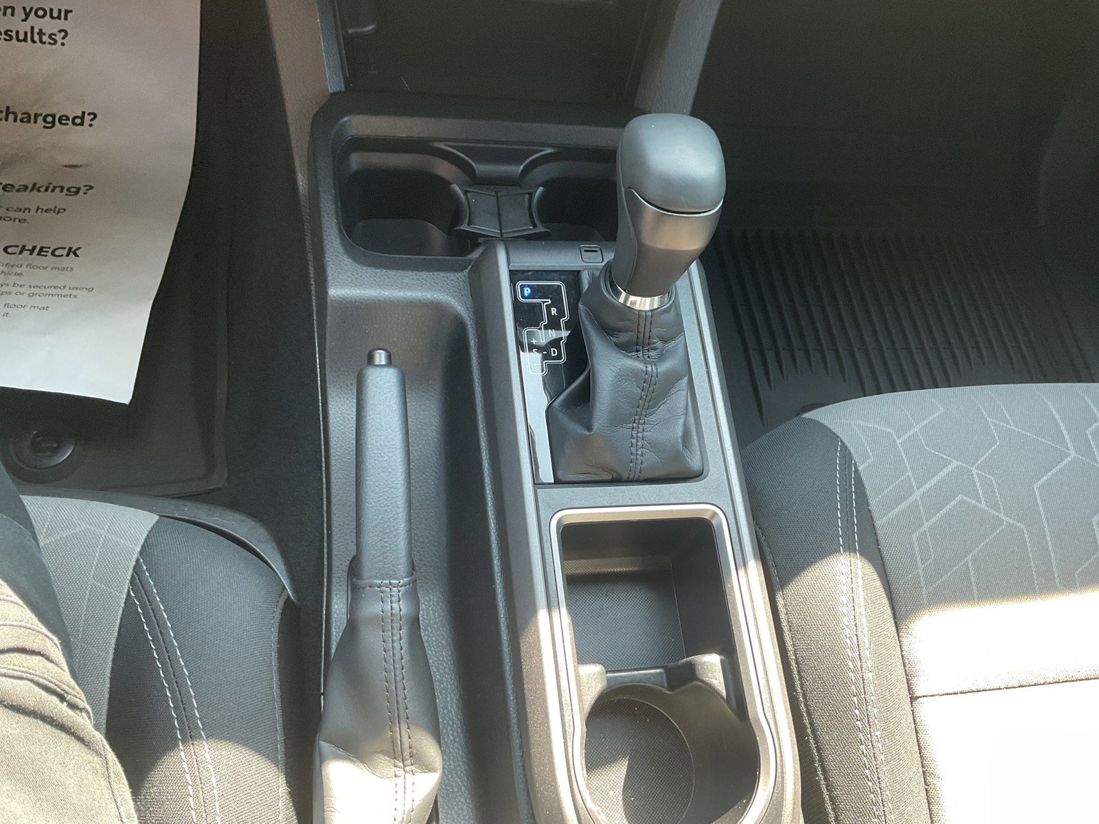 2022 Toyota Tacoma TRD 4x4 photo 13