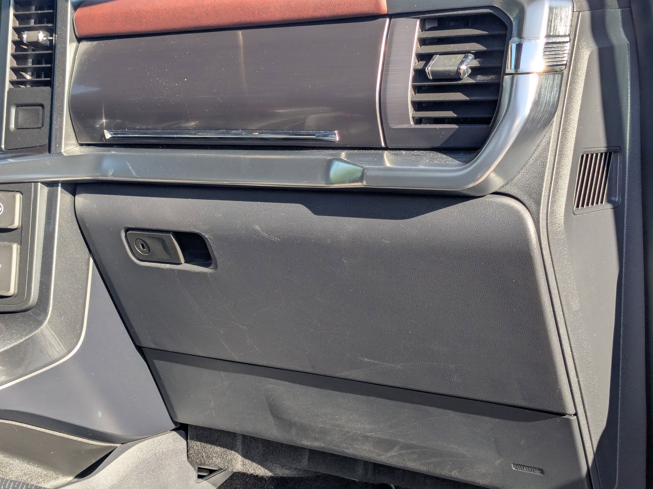 2022 Ford F-150 Lariat photo 30