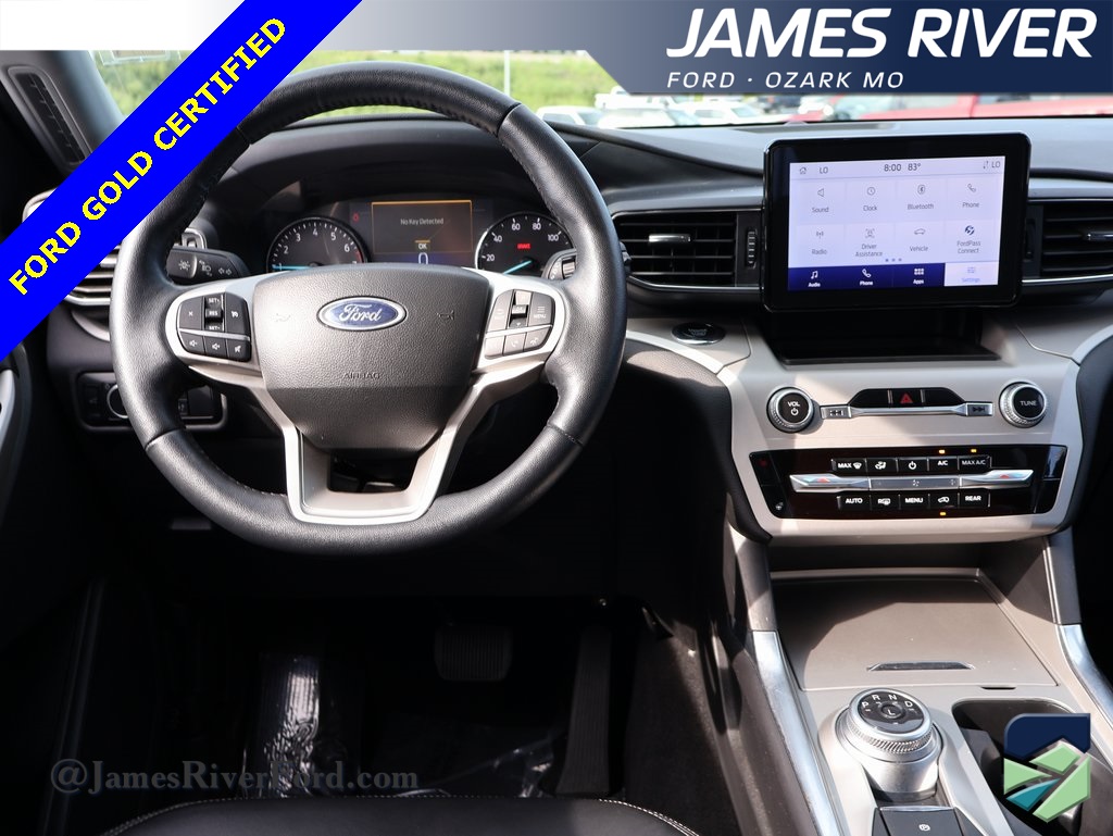 2023 Ford Explorer XLT photo 18