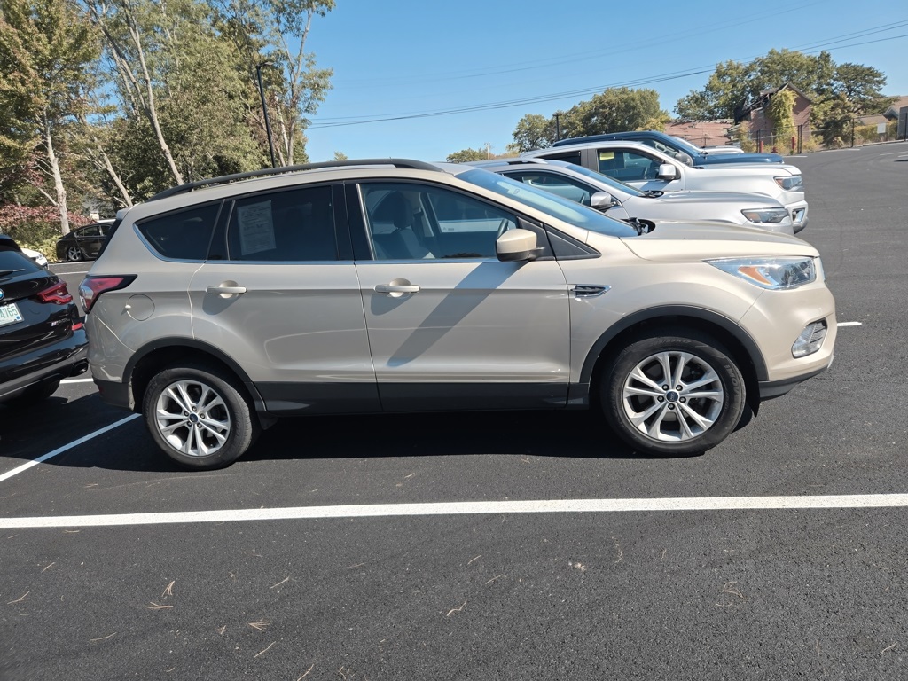 2018 Ford Escape SE photo 3
