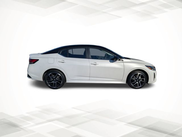 2025 Nissan Sentra SR photo 3