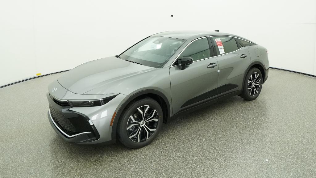 2026 Toyota Crown XLE's photo