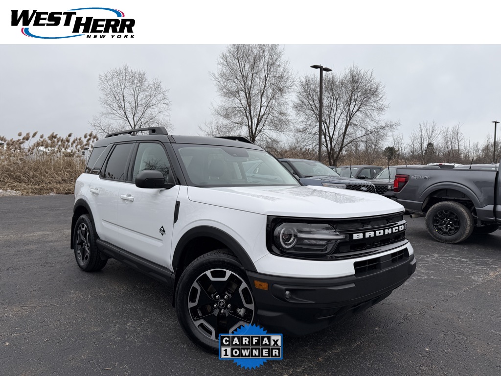 2024 Ford Bronco Sport Outer Banks's photo