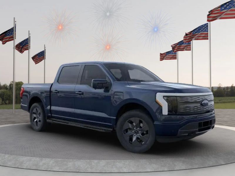 2023 Ford F-150 Lightning Lariat photo 7