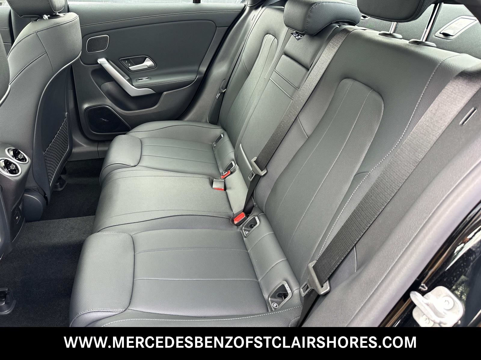 2025 Mercedes Benz CLA 250 4MATIC photo 13