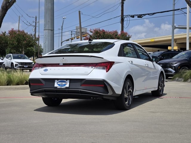 2025 Hyundai Elantra Hybrid SEL Sport photo 4