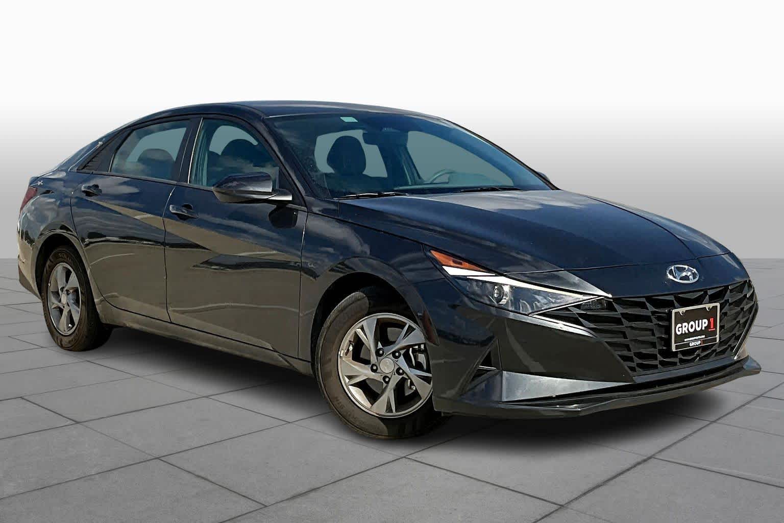 Used 2023 Hyundai Elantra SE with VIN 5NPLL4AG6PH093871 for sale in Stafford, TX