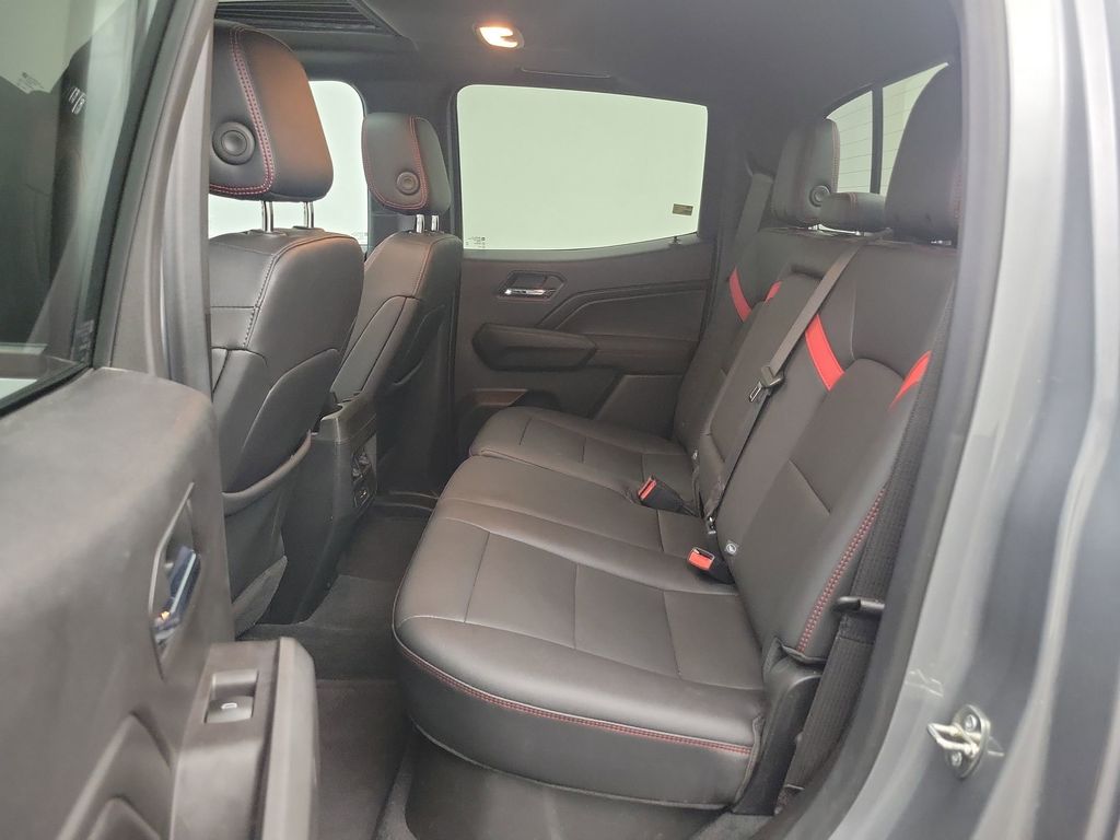 2023 Chevrolet Colorado Z71 photo 10