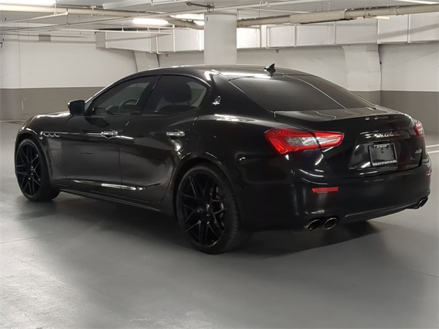 2016 Maserati Ghibli Base photo 4