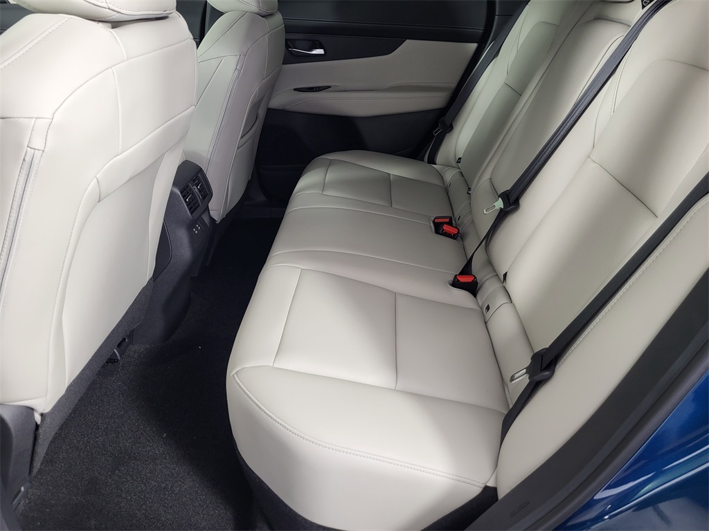 2025 Nissan Murano SL photo 14