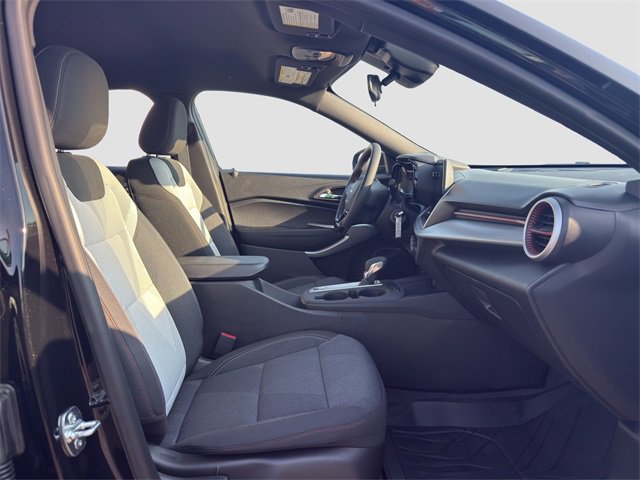 2025 Chevrolet Trax photo 15