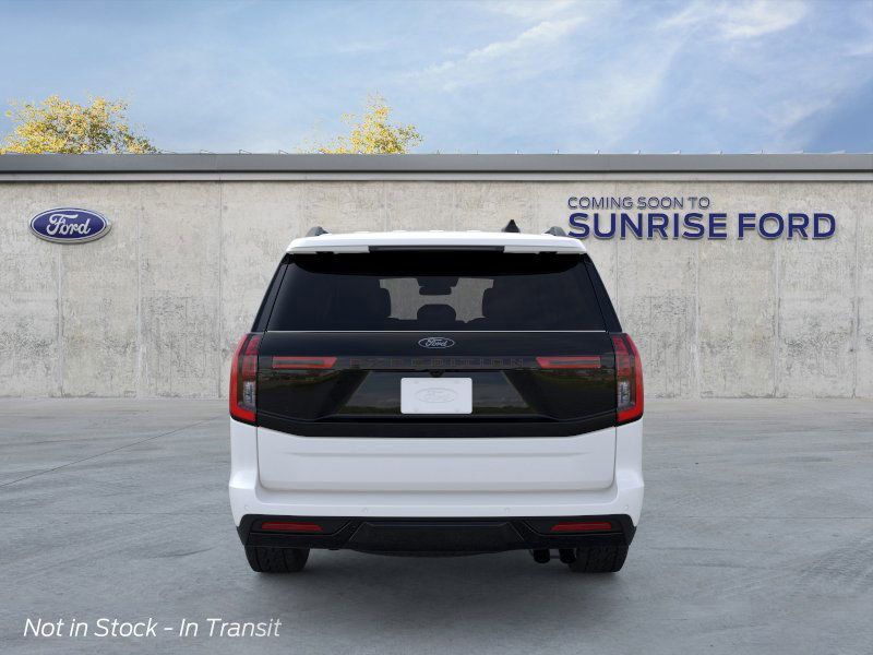 2025 Ford Expedition photo 3