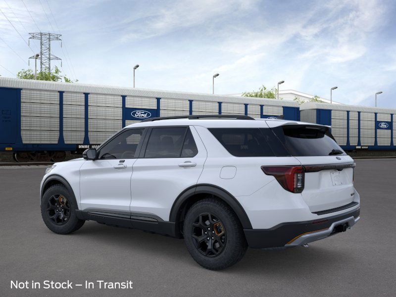 2026 Ford Explorer photo 4