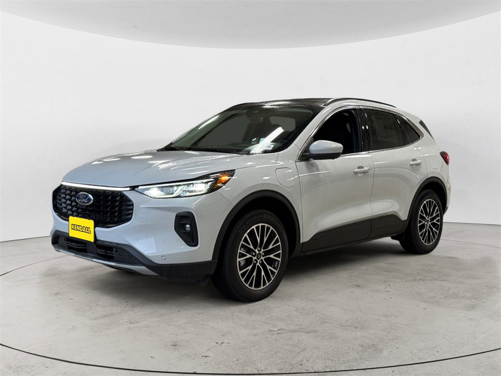 2025 Ford Escape PHEV's photo