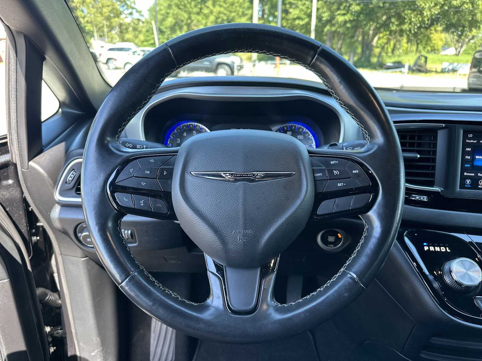 2020 Chrysler Pacifica Touring photo 30