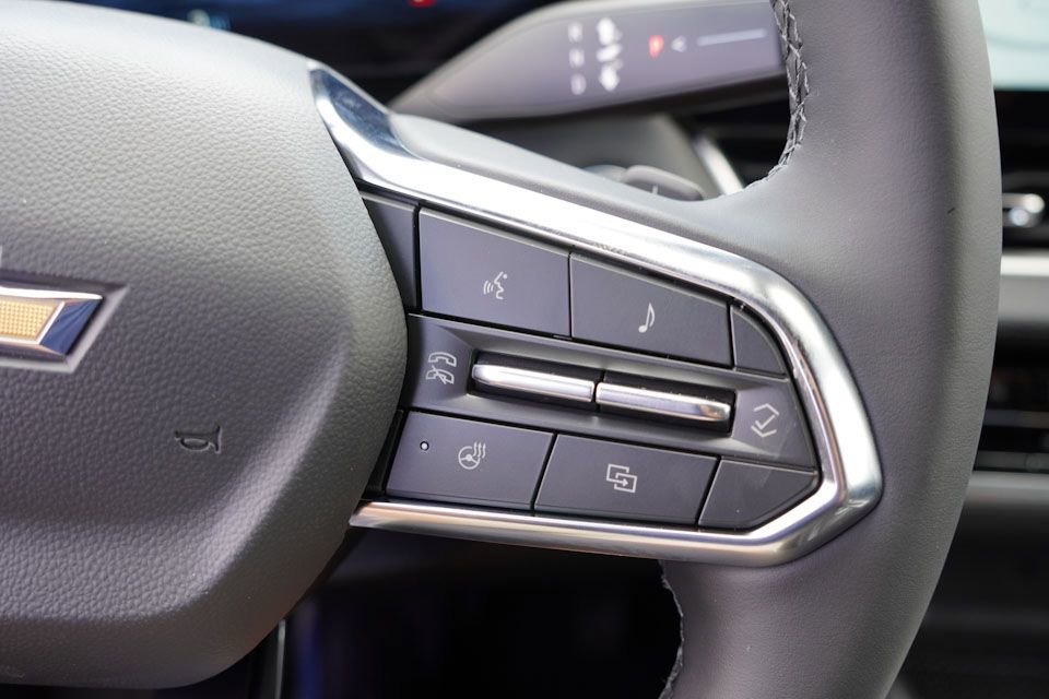 2026 Chevrolet Equinox LT photo 13
