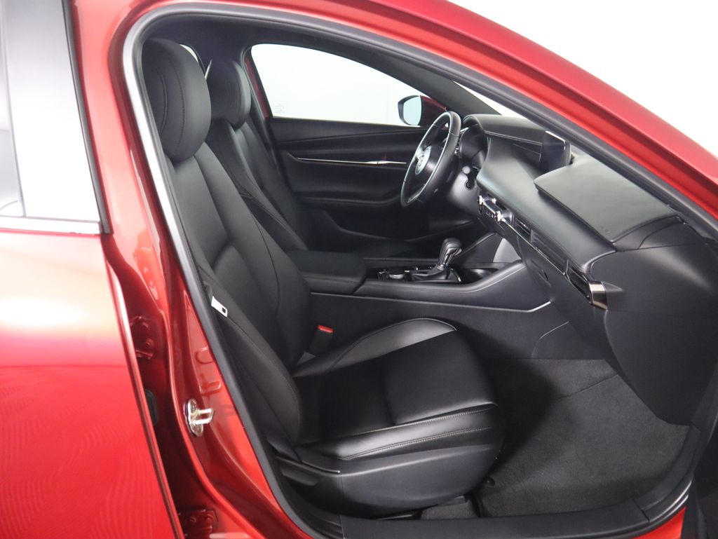 2023 Mazda Mazda3 2.5 s Preferred photo 19
