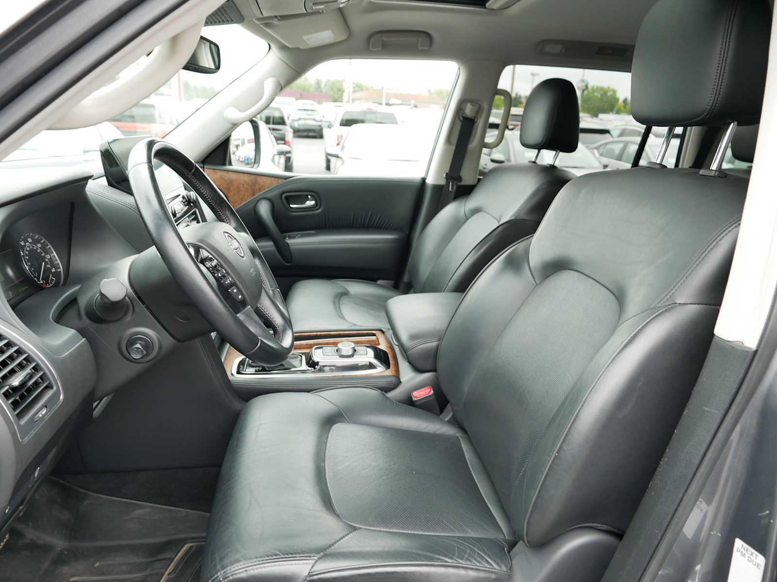 2021 Nissan Armada SL photo 11