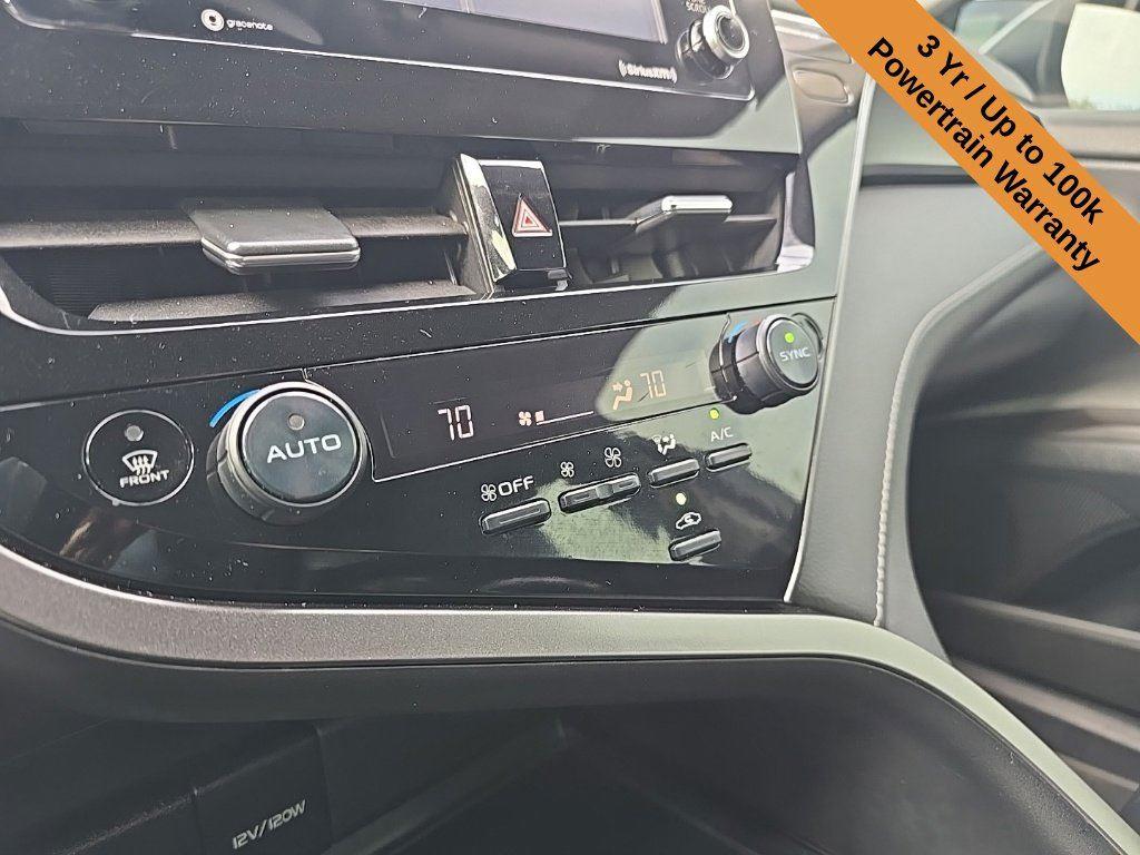 2022 Toyota Camry SE photo 19