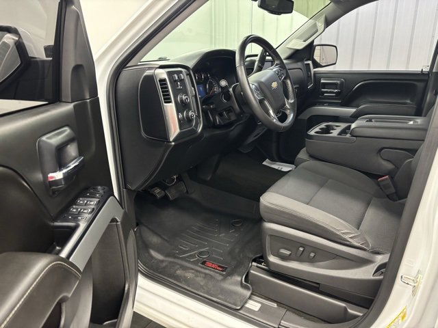 2017 Chevrolet Silverado 1500 LT photo 11