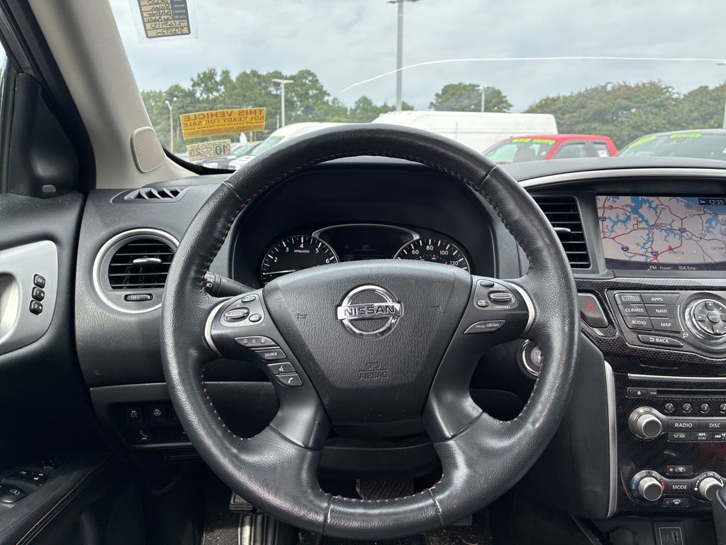 2020 Nissan Pathfinder SL photo 25